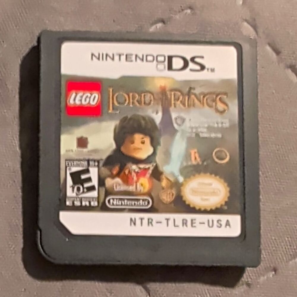 Nintendo LEGO The Lord of the Rings Nintendo DS Game E10+ NTSC-U/C